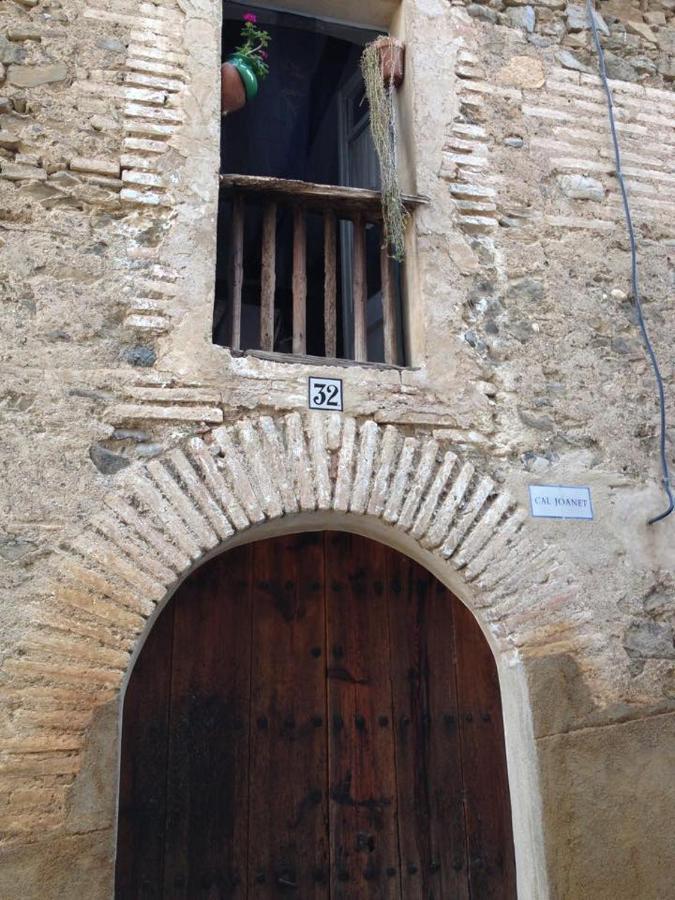 Cal Joanet, Acollidora Caseta A Gratallops Exterior photo
