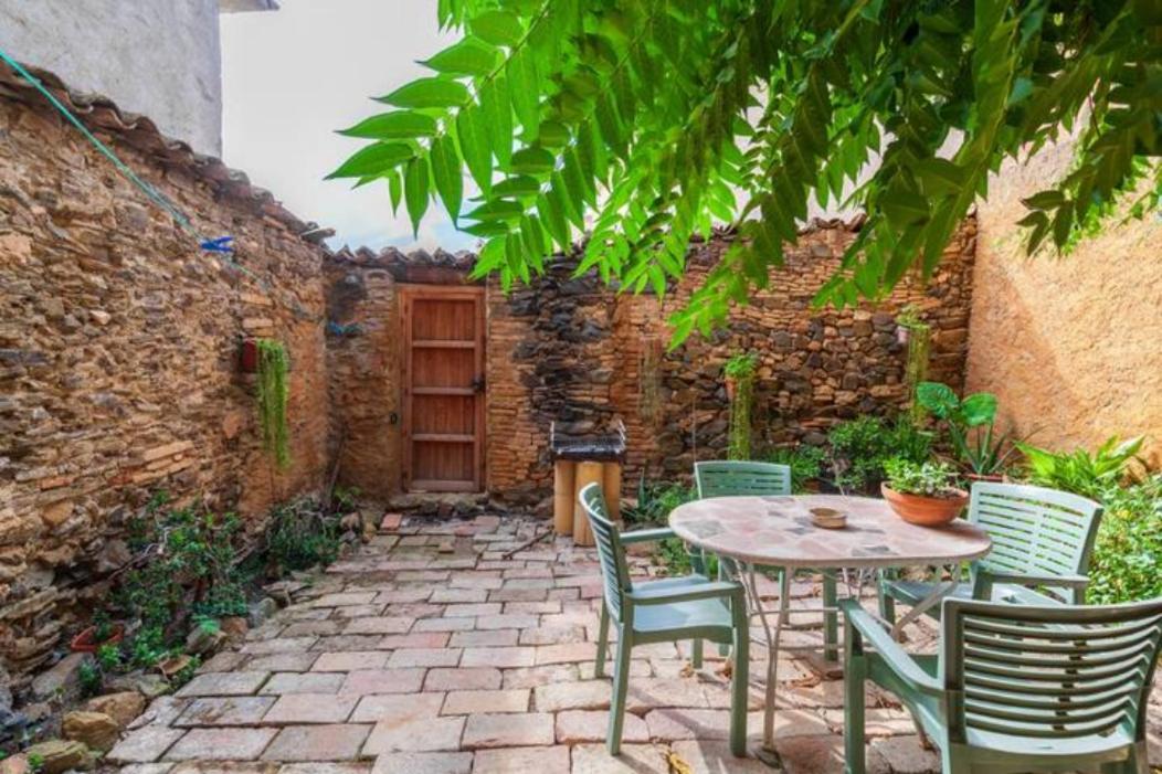 Cal Joanet, Acollidora Caseta A Gratallops Exterior photo